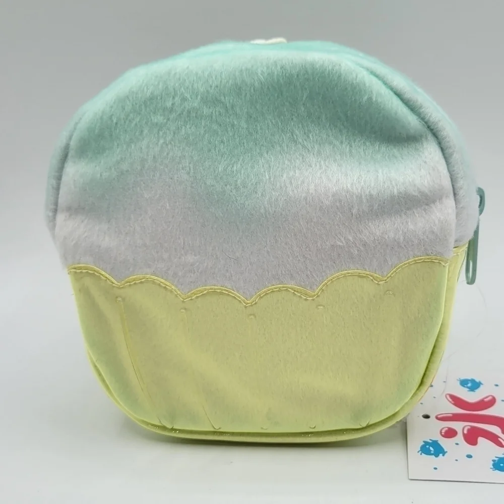 Sanrio Pochacco Cupcake Shaved Ice Style Pouch Ennichi